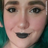 bluewut Meztelen