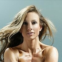 Bodybuilding.com's BodiesWork Meztelen