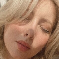 BogutLesya Meztelen