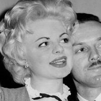 Bonnie Sharie Meztelen