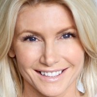 Brande Roderick Meztelen