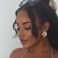 Brooke Scholefield Meztelen