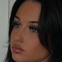Brylee Meztelen
