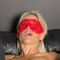 cailysfreepage Meztelen