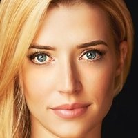 Caitlin Pasquet Meztelen