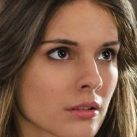 Caitlin Stasey Meztelen