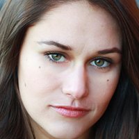 Caity Brewer Meztelen