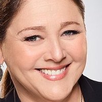Camryn Manheim Meztelen