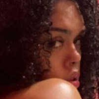 Carla Germana Meztelen