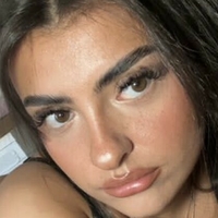Carla Sophie Meztelen