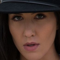 Carmen Nikole Meztelen