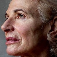 Carola Regnier Meztelen