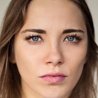 Carolin von der Groeben Meztelen