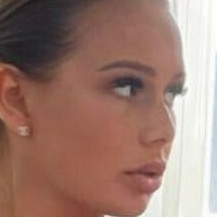 Caroline Losel Meztelen