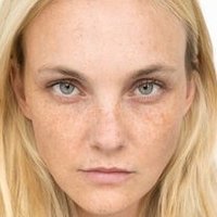 Caroline Trentini Meztelen