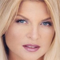 Carrie Flaska Meztelen