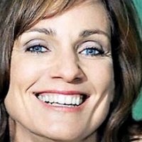 Catherine McClements Meztelen