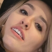 catherinedenoire Meztelen