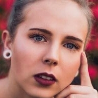 Channi_ Meztelen
