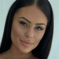 Charlotte Fisher Meztelen