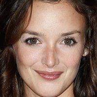 Charlotte Le Bon Meztelen