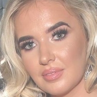 Charlotte Lee Meztelen