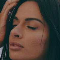 Christina Carmela Meztelen