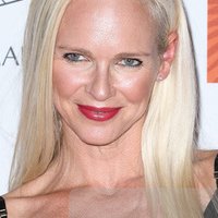 Claire Farwell Meztelen