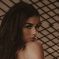 Claire Woods Meztelen