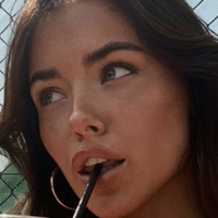 Clarissa Bea Meztelen