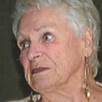 Connie Gauthier Meztelen