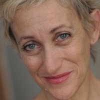Constance Shulman Meztelen