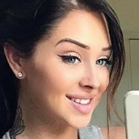 Cossette Meztelen