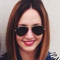 Courtney Hinton Meztelen