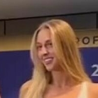 Dakota Ditcheva Meztelen
