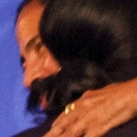 Dame Priti Patel MP Meztelen