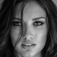 Dana Taylor Meztelen