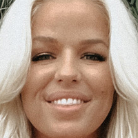 Danielle Nickerson Meztelen