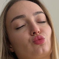 danoria Meztelen