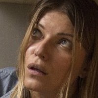 Deanna Betras Meztelen