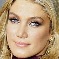 Delta Goodrem Meztelen