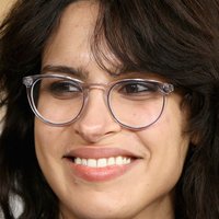Desiree Akhavan Meztelen