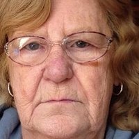 Donna Desmond Meztelen