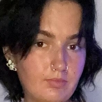 Donnamgl Meztelen