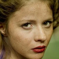 Ecem Uzun Meztelen