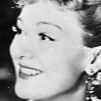 Edwige Feuillère Meztelen