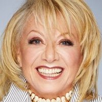 Elaine Paige Meztelen