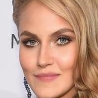 Elena Carriere Meztelen