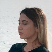 Elena Dostic Meztelen