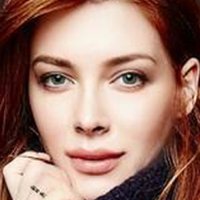 Elena Satine Meztelen